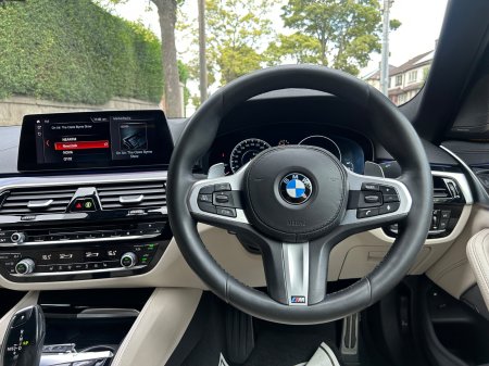 2018 BMW 5-Series - photo 16