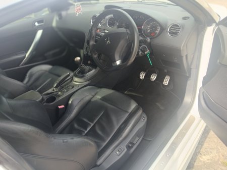 2011 Peugeot RCZ - photo 13