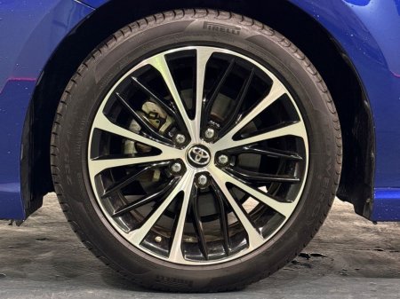 2019 Toyota Camry - photo 10
