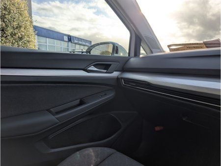 2024 Volkswagen Golf - photo 18