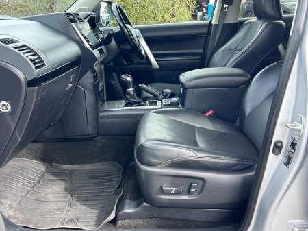 2021 Toyota Land Cruiser - photo 14