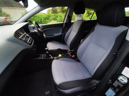2016 Hyundai i20 - photo 9