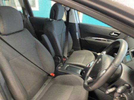 2015 Peugeot 5008 - photo 5