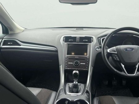 2018 Ford Mondeo - photo 11