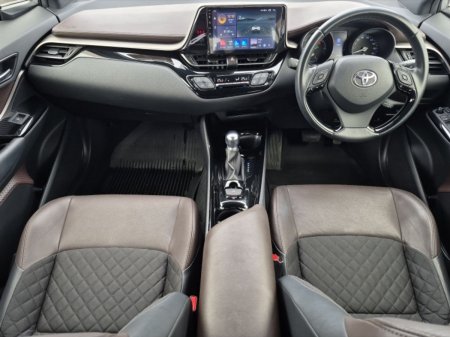 2019 Toyota C-HR - photo 2