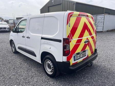2021 Opel Combo - photo 9