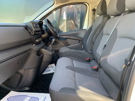 2023 Renault Trafic - photo 13