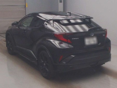 2021 Toyota C-HR - photo 4