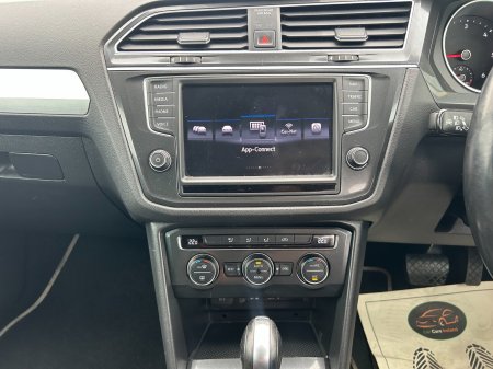 2017 Volkswagen Tiguan - photo 9
