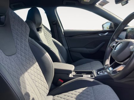 2025 Skoda Octavia - photo 9