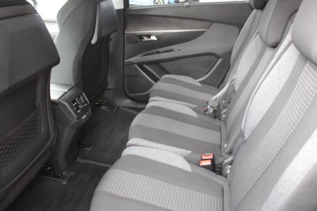 2020 Peugeot 5008 - photo 22