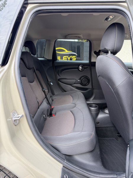 2018 Mini Cooper - photo 18
