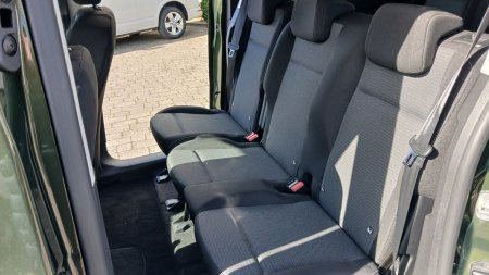 2025 Toyota Proace - photo 8