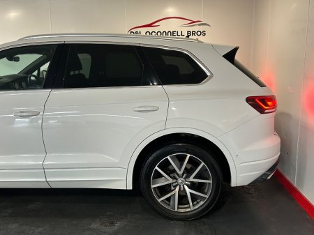 2019 Volkswagen Touareg - photo 6