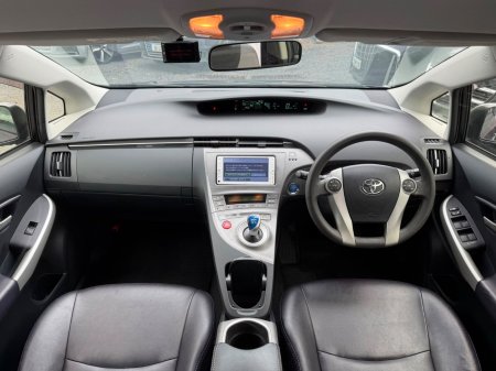 2013 Toyota Prius - photo 17