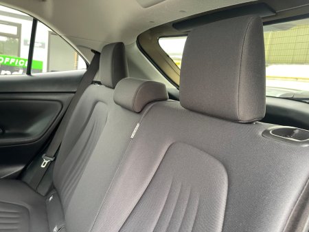 2022 Toyota Yaris Cross - photo 14