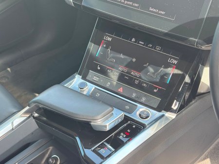 2023 Audi Q8 e-tron - photo 19