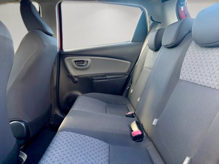 2015 Toyota Yaris - photo 15