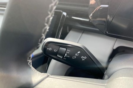 2025 Ford Capri - photo 14
