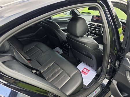 2022 BMW 5-Series - photo 28
