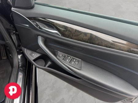 2018 BMW 5-Series - photo 12
