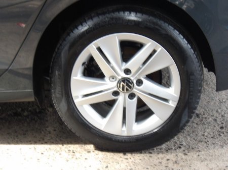 2022 Volkswagen Golf - photo 19