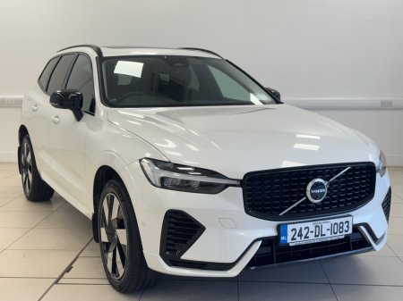 2024 Volvo XC60 T6 AWD PHEV Plus Dark
