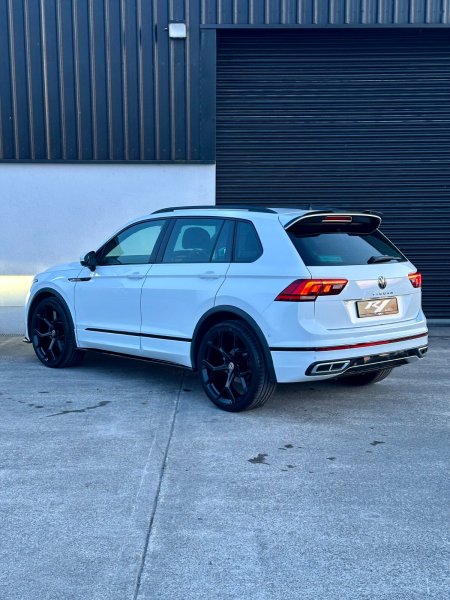 2020 Volkswagen Tiguan - photo 14
