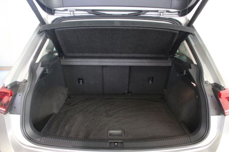 2016 Volkswagen Tiguan - photo 12