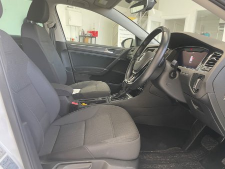 2019 Volkswagen Golf - photo 10