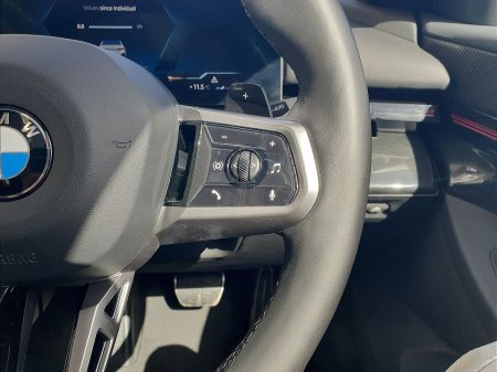2024 BMW 5-Series - photo 18