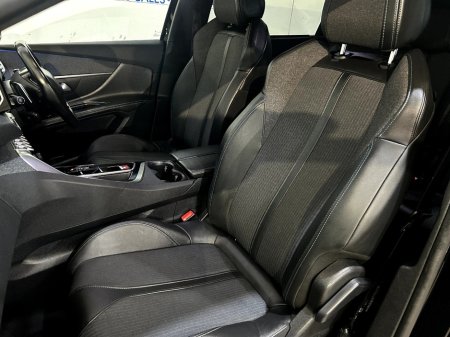 2023 Peugeot 5008 - photo 8