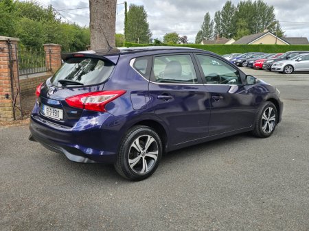 2015 Nissan Pulsar - photo 2