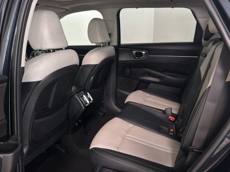 2024 Kia Sorento - photo 11