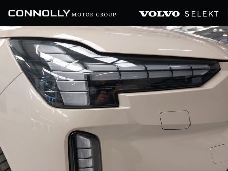 2025 Volvo EX90 - photo 15