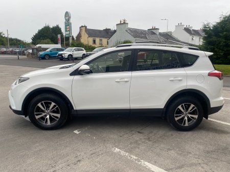2018 Toyota RAV4 - photo 5