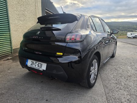 2021 Peugeot 208 - photo 4