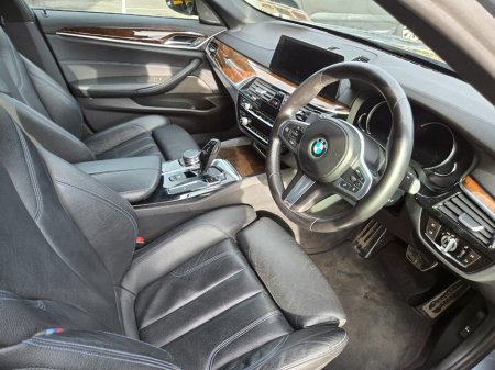 2018 BMW 5-Series - photo 24