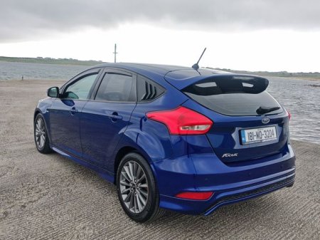 2018 Ford Focus - photo 11