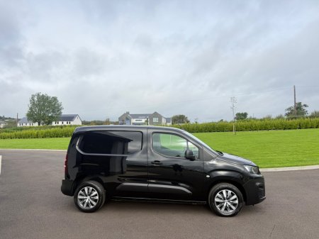 2023 Peugeot Partner - photo 12