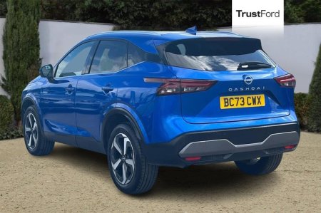 2024 Nissan Qashqai - photo 2