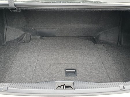 2013 Toyota Crown - photo 27