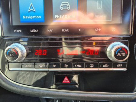 2021 Mitsubishi Outlander - photo 23