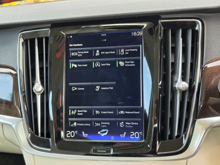 2017 Volvo S90 - photo 19