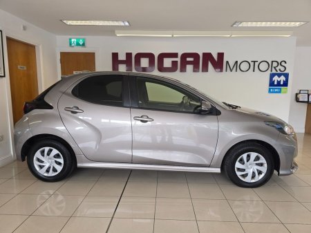 2022 Toyota Yaris - photo 3