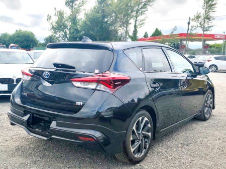 2017 Toyota Auris - photo 4