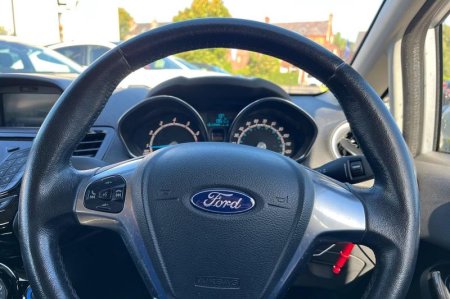 2017 Ford Fiesta - photo 12