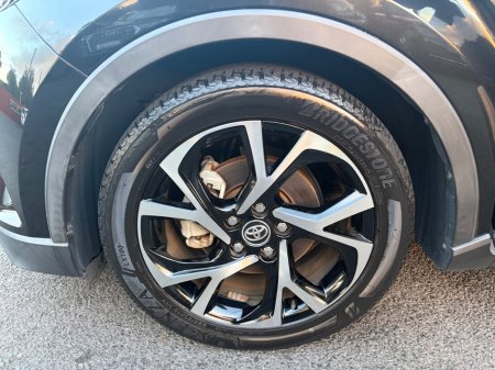 2019 Toyota C-HR - photo 26