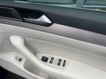 2019 Volkswagen Passat - photo 19