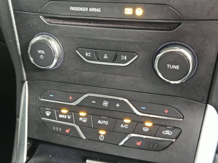 2019 Ford Galaxy - photo 16